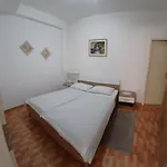 Apartmán Srzic No1 *